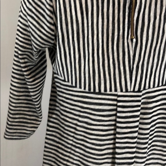 W5 knit tunic with back gathering detail - Picture 5 of 6